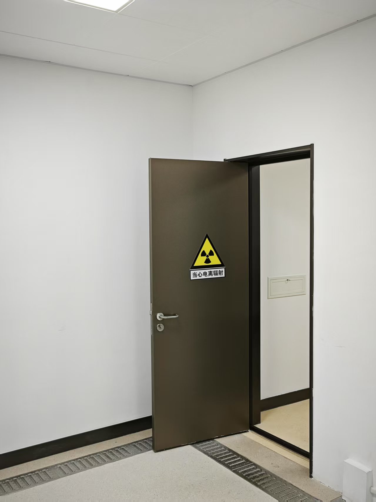 赣州CT室手动单开防护铅门